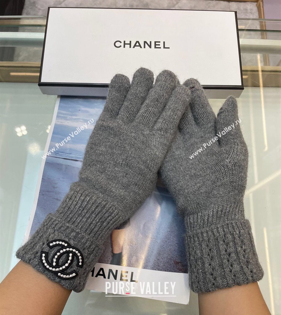 Chanel Cashmere Knit Gloves with Strass CC Grey 2024 1023 (A-241023134)