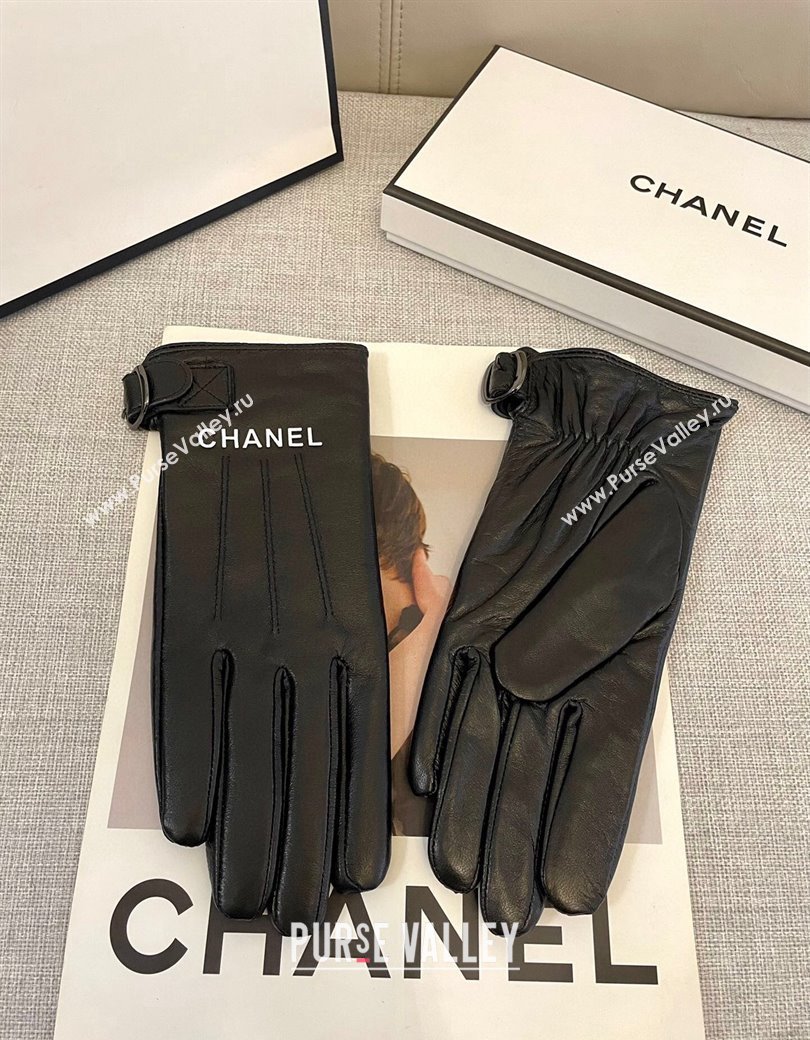 Chanel Black Lambskin Gloves with White CHANEL 2024 1129 (A-241129059)