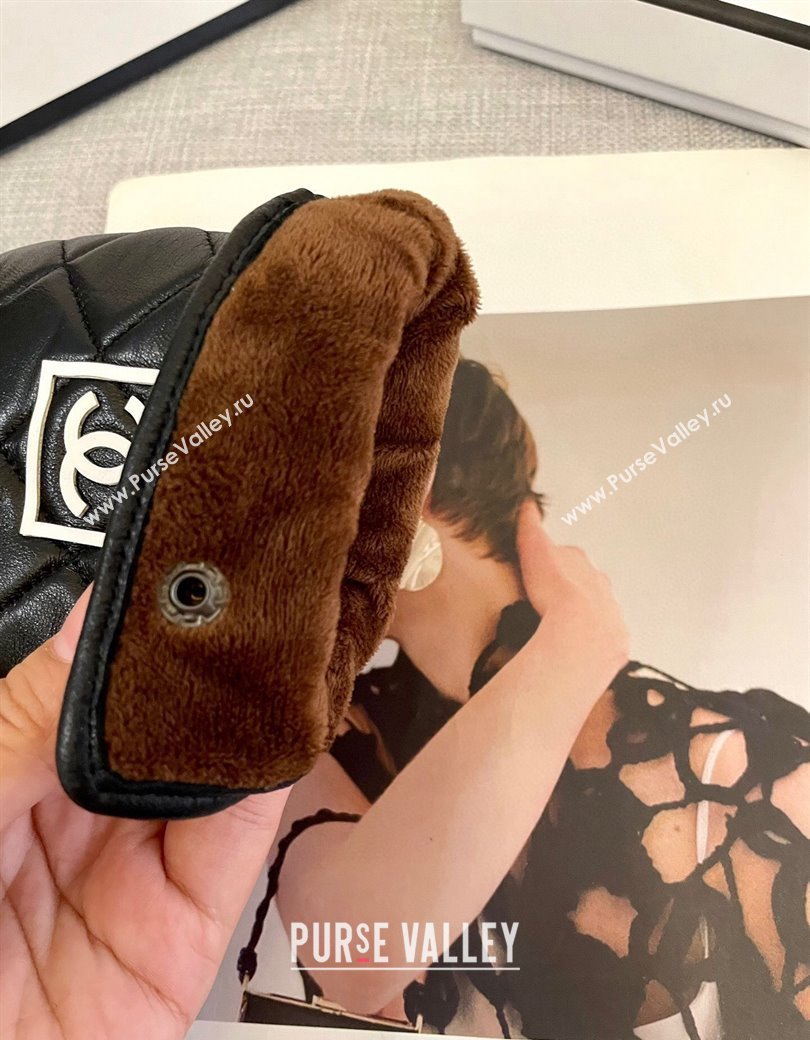 Chanel Black Lambskin Gloves with White CC 2024 1129 (A-241129060)