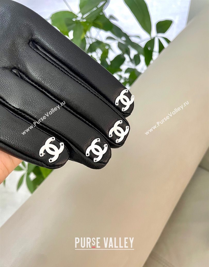 Chanel Lambskin Gloves with Finger CC L Black 2025 1111 (SHI-251112076)