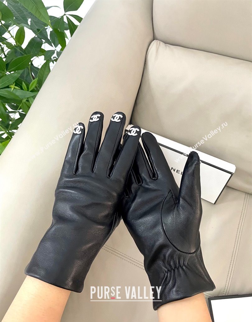 Chanel Lambskin Gloves with Finger CC L Black 2025 1111 (SHI-251112076)