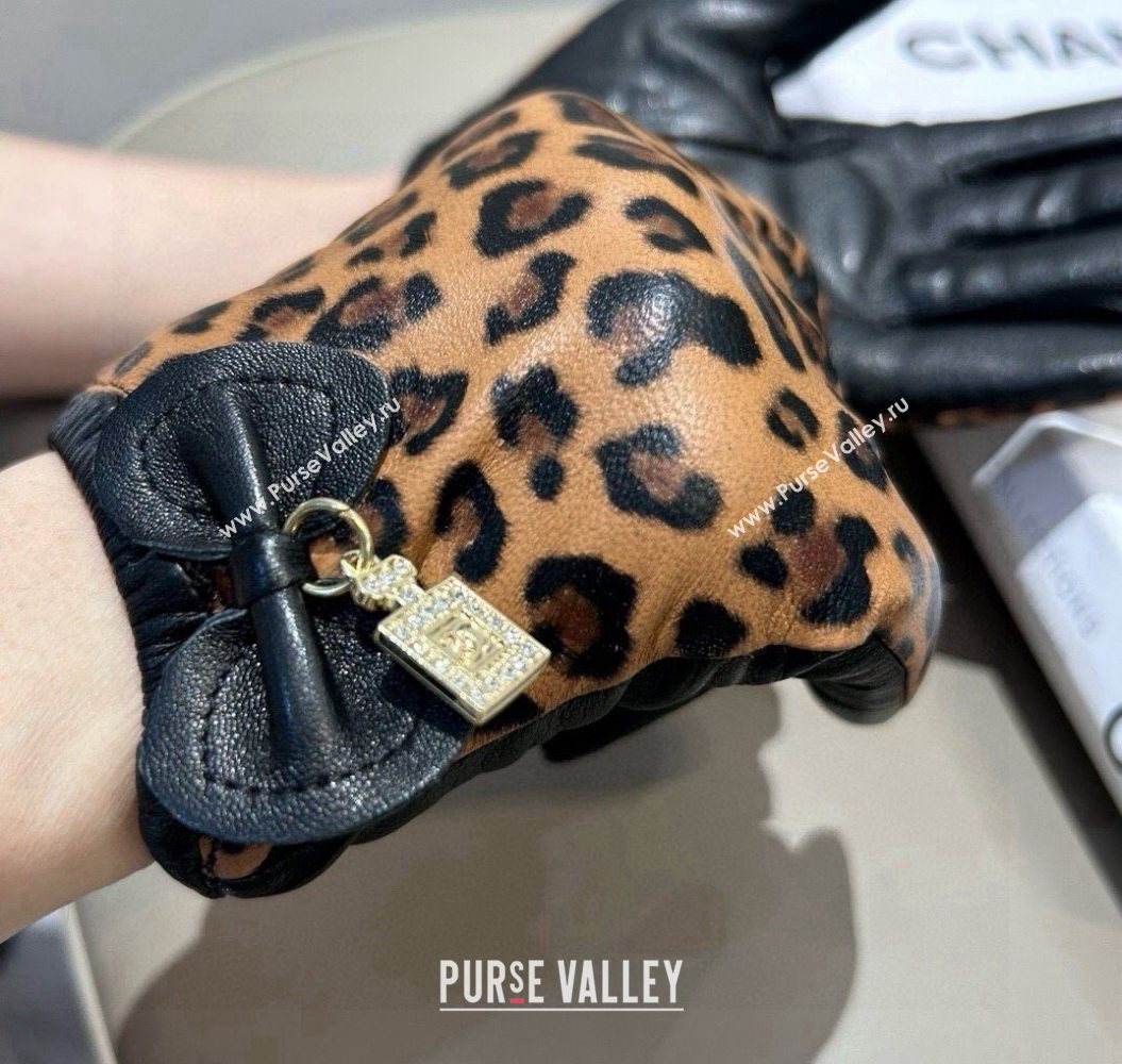 Chanel Printed Lambskin and Cashmere Gloves Brown 2025 1111 (XMN-251112065)