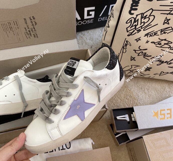 Golden Goose GGDB Super-Star Sneakers in White Calfskin and Purple Star 2024 0328 (MD-240328113)