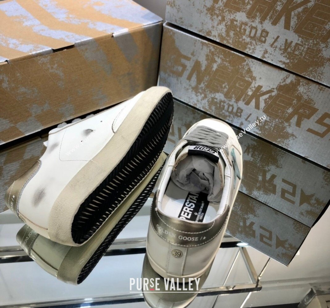 Golden Goose GGDB Super-Star Sneakers in White Calfskin and Light Green Star 2024 (MD-240328123)