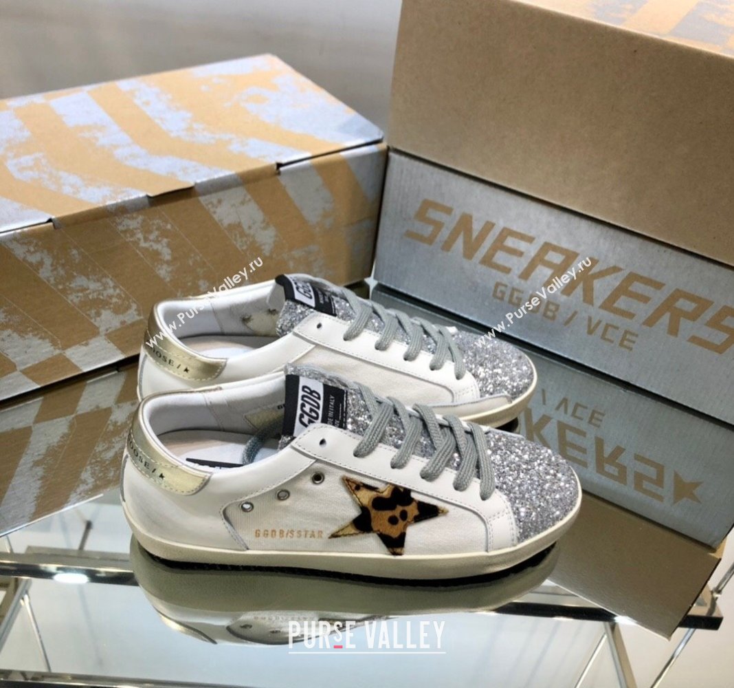Golden Goose GGDB Super-Star Sneakers in White Calfskin and Silver Glitter 2024 0328 (MD-240328124)
