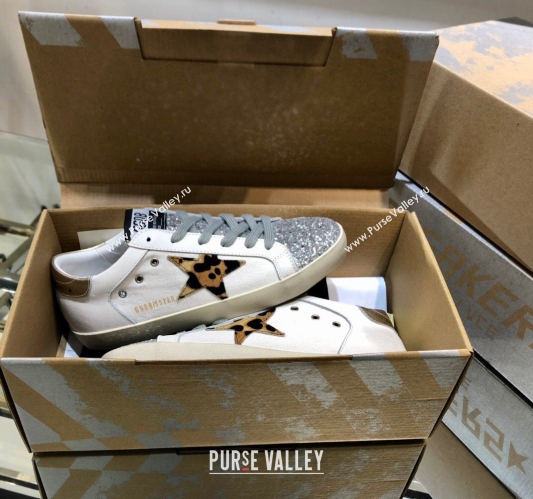 Golden Goose GGDB Super-Star Sneakers in White Calfskin and Silver Glitter 2024 0328 (MD-240328124)