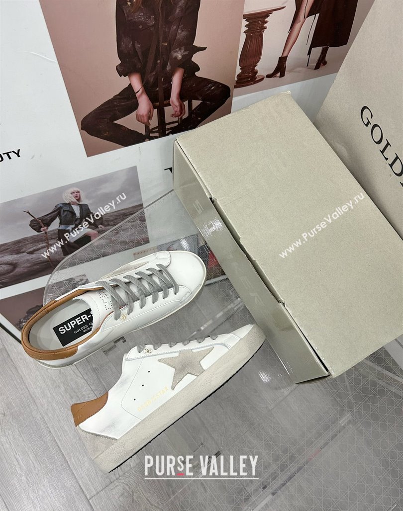 Golden Goose GGDB Super-Star Sneakers in White Calfskin and Grey Star 2024 0328 (MD-240328129)
