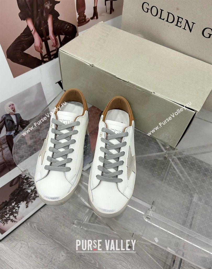 Golden Goose GGDB Super-Star Sneakers in White Calfskin and Grey Star 2024 0328 (MD-240328129)