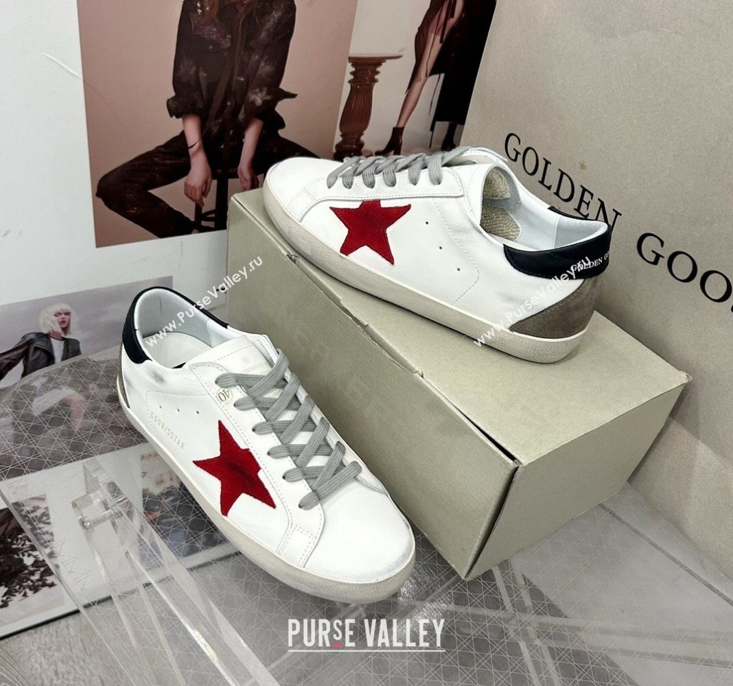 Golden Goose GGDB Super-Star Sneakers in White Calfskin and Red Star 2024 (MD-240328130)