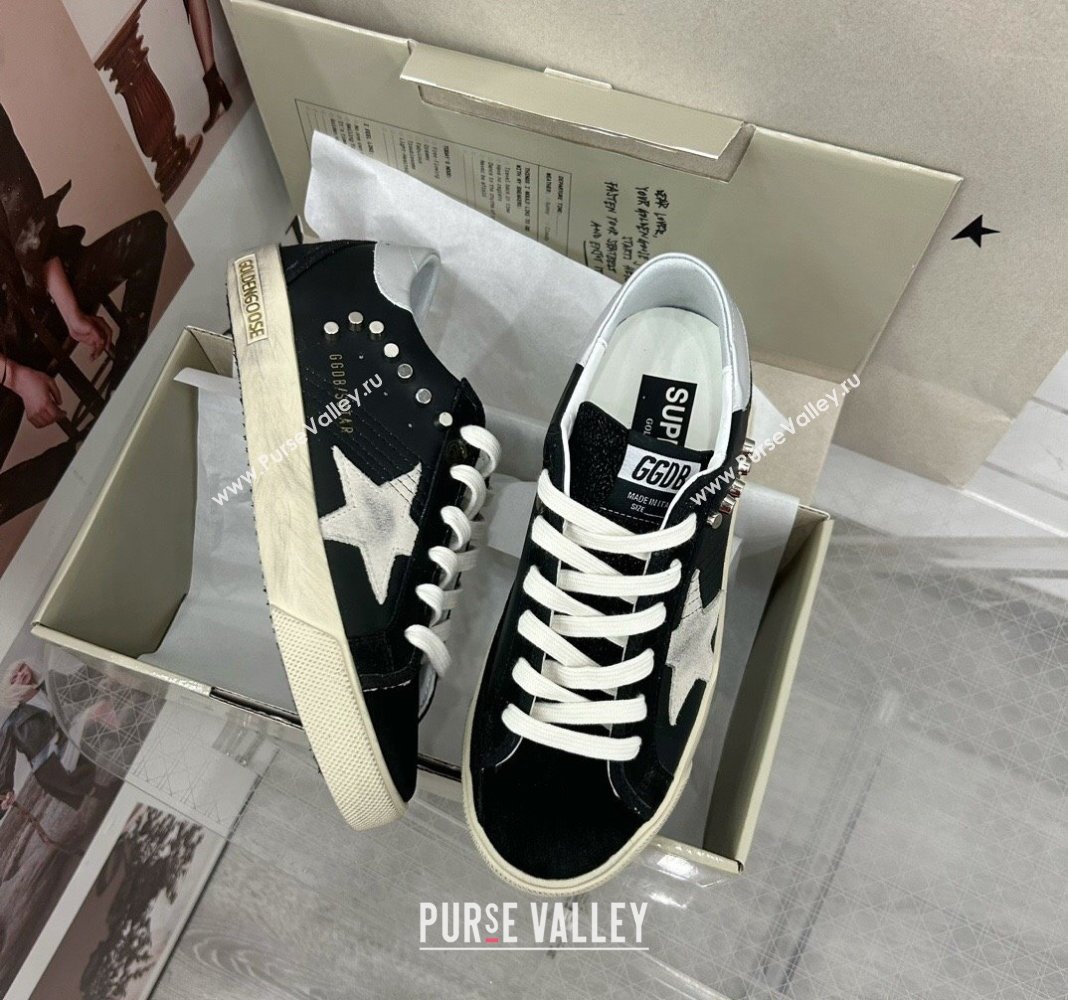 Golden Goose GGDB Super-Star Sneakers in Black Calfskin and Studs 2024 (MD-240328131)