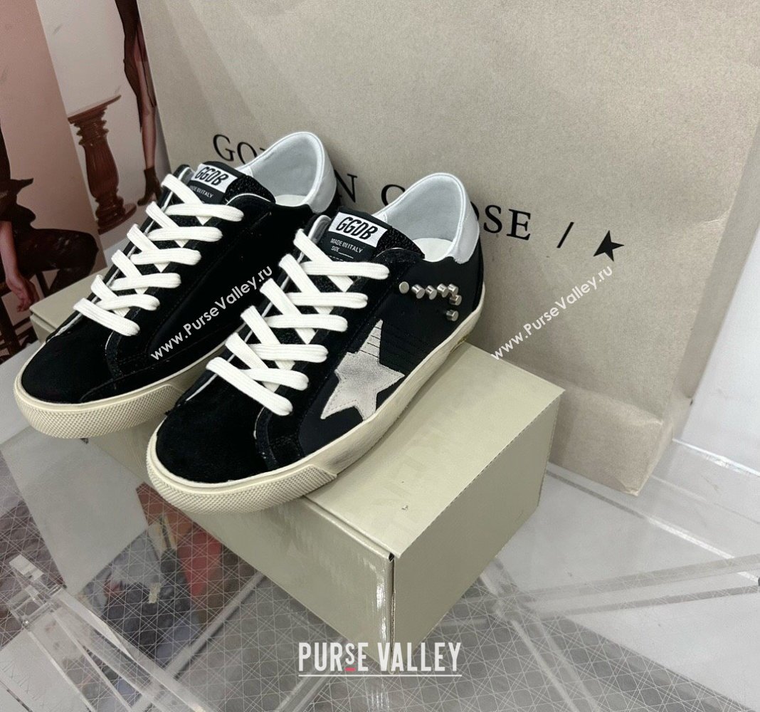 Golden Goose GGDB Super-Star Sneakers in Black Calfskin and Studs 2024 (MD-240328131)