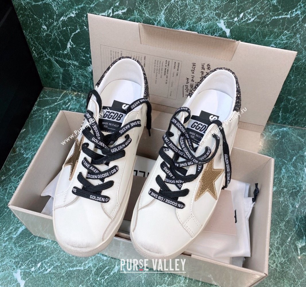 Golden Goose GGDB Super-Star Sneakers in White Calfskin and Gold Leather Star 2024 (MD-240328134)