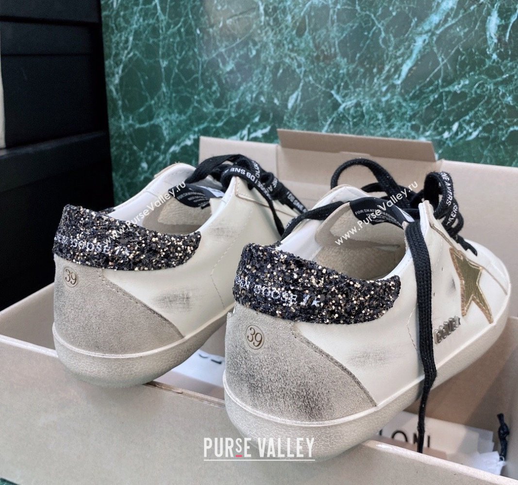 Golden Goose GGDB Super-Star Sneakers in White Calfskin and Gold Leather Star 2024 (MD-240328134)
