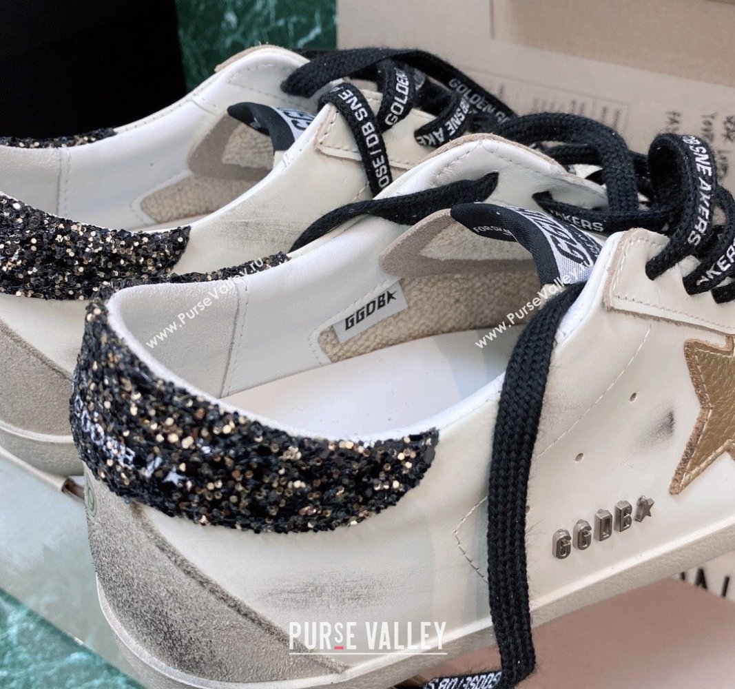 Golden Goose GGDB Super-Star Sneakers in White Calfskin and Gold Leather Star 2024 (MD-240328134)