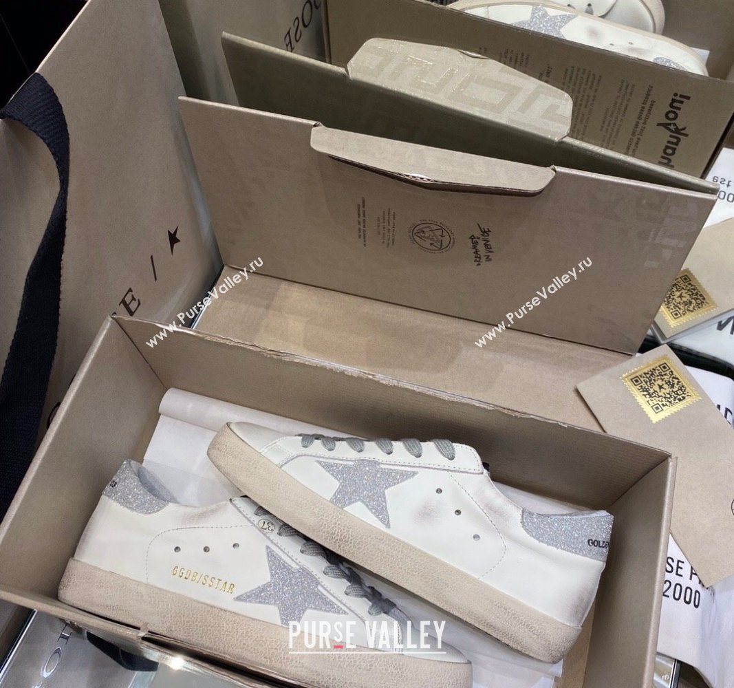 Golden Goose GGDB Super-Star Sneakers in White Calfskin with Silver Glitter 2024 (MD-240328139)