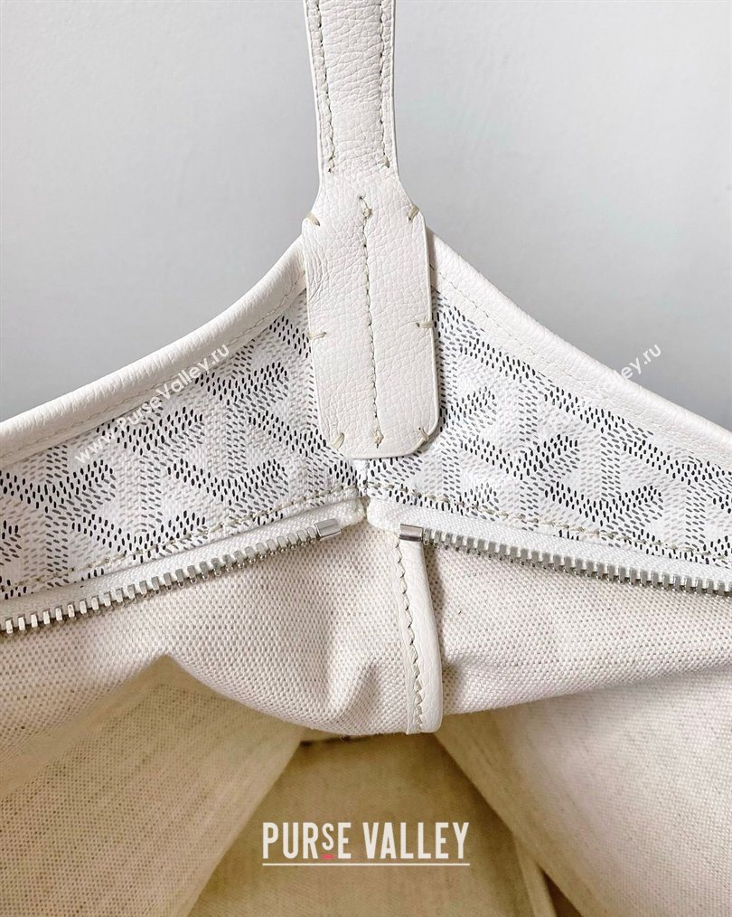 Goyard Boheme Hobo Bag with Red Heart White 2026 (BI-260122042)