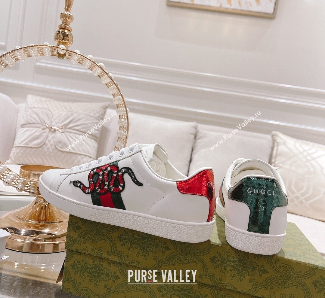 Gucci Ace Leather Sneakers with Kingsnake White 4 2023 1012 (SS-231012075)