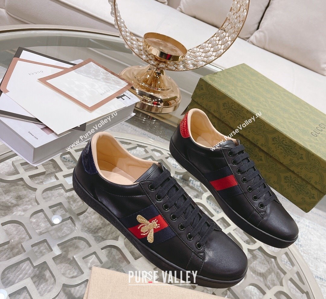 Gucci Ace Leather Sneakers with Bee Black 6 2023 1012 (SS-231012077)