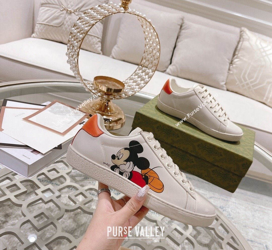 Gucci Ace Leather Sneakers Mickey Mouse White 7 2023 1012 (SS-231012078)