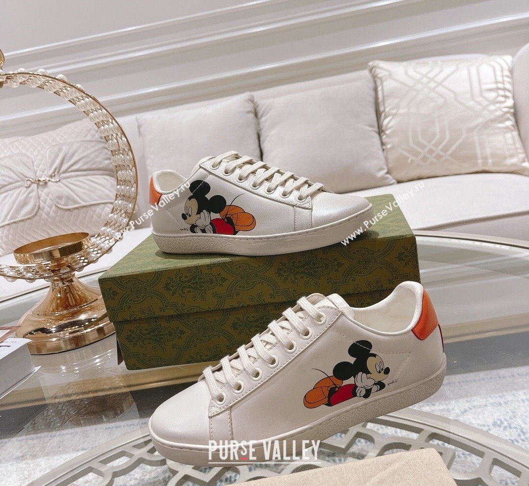 Gucci Ace Leather Sneakers Mickey Mouse White 7 2023 1012 (SS-231012078)