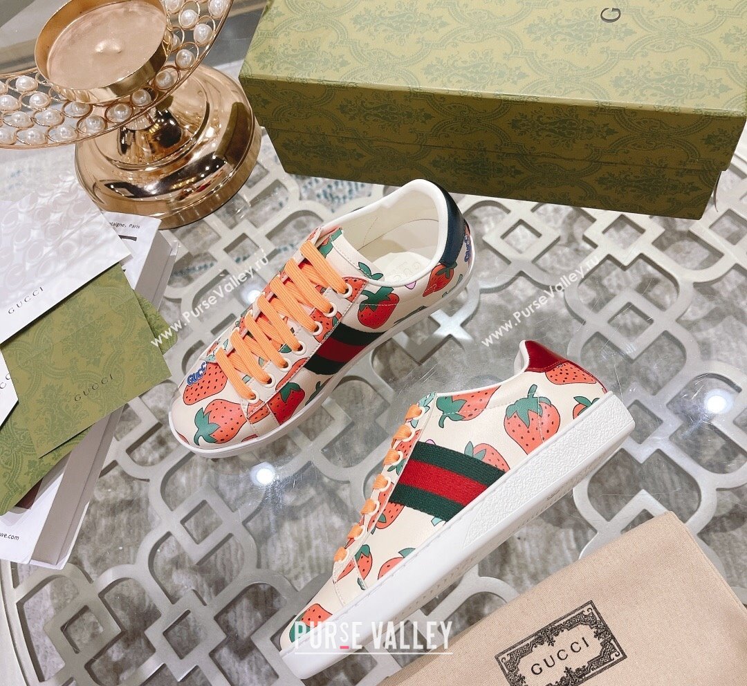 Gucci Ace Leather Sneakers Strawberry Print White 2023 1012 (SS-231012093)