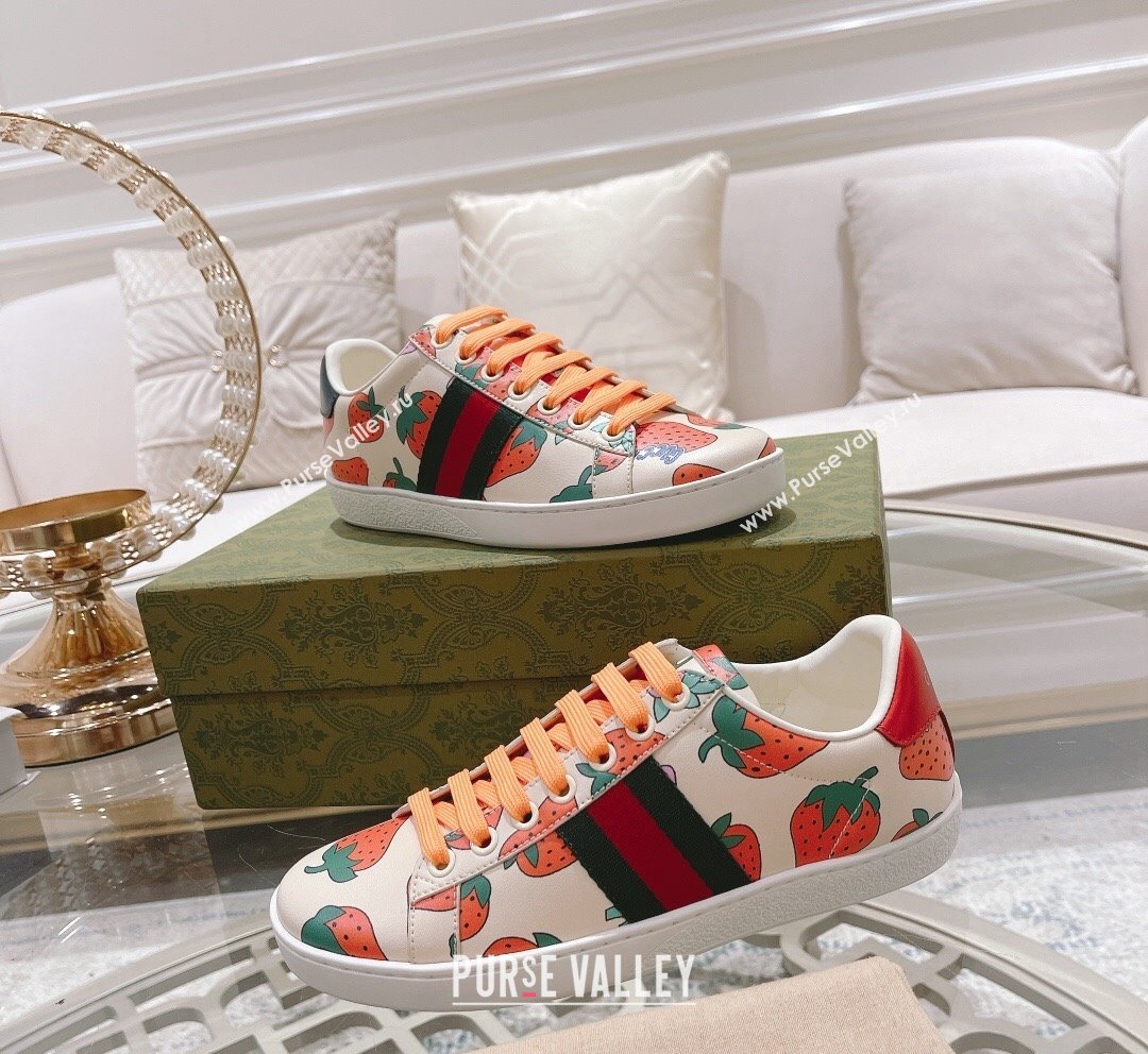 Gucci Ace Leather Sneakers Strawberry Print White 2023 1012 (SS-231012093)