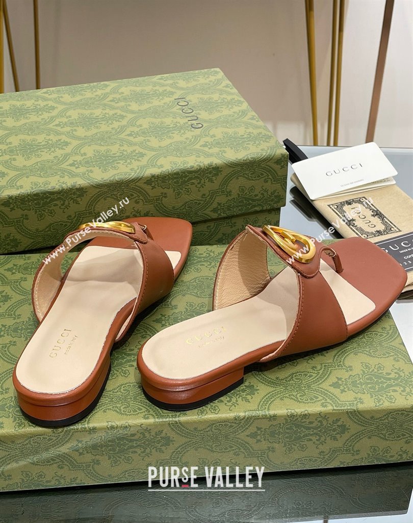 Gucci Blondie Flat Slide Thong Sandals in Leather with Interlocking G Brown 2024 (MD-240427037)