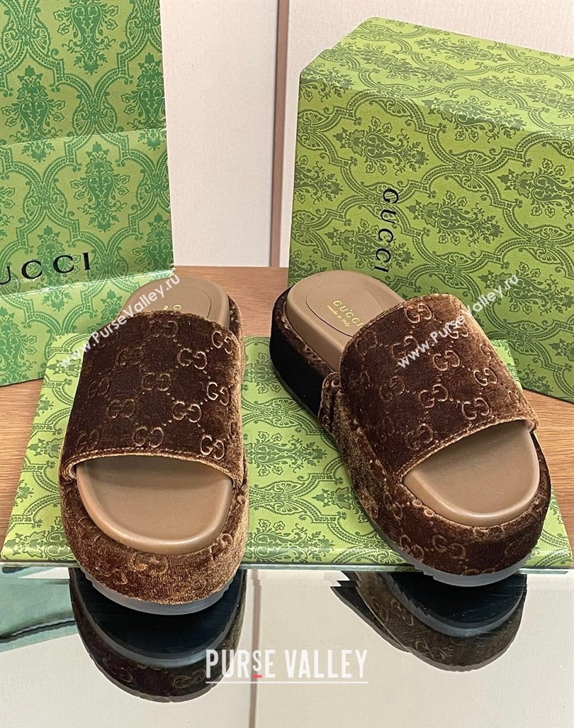 Gucci Platform Slide Sandals 5cm in GG Velvet Brown 2024 0427 (MD-240427008)