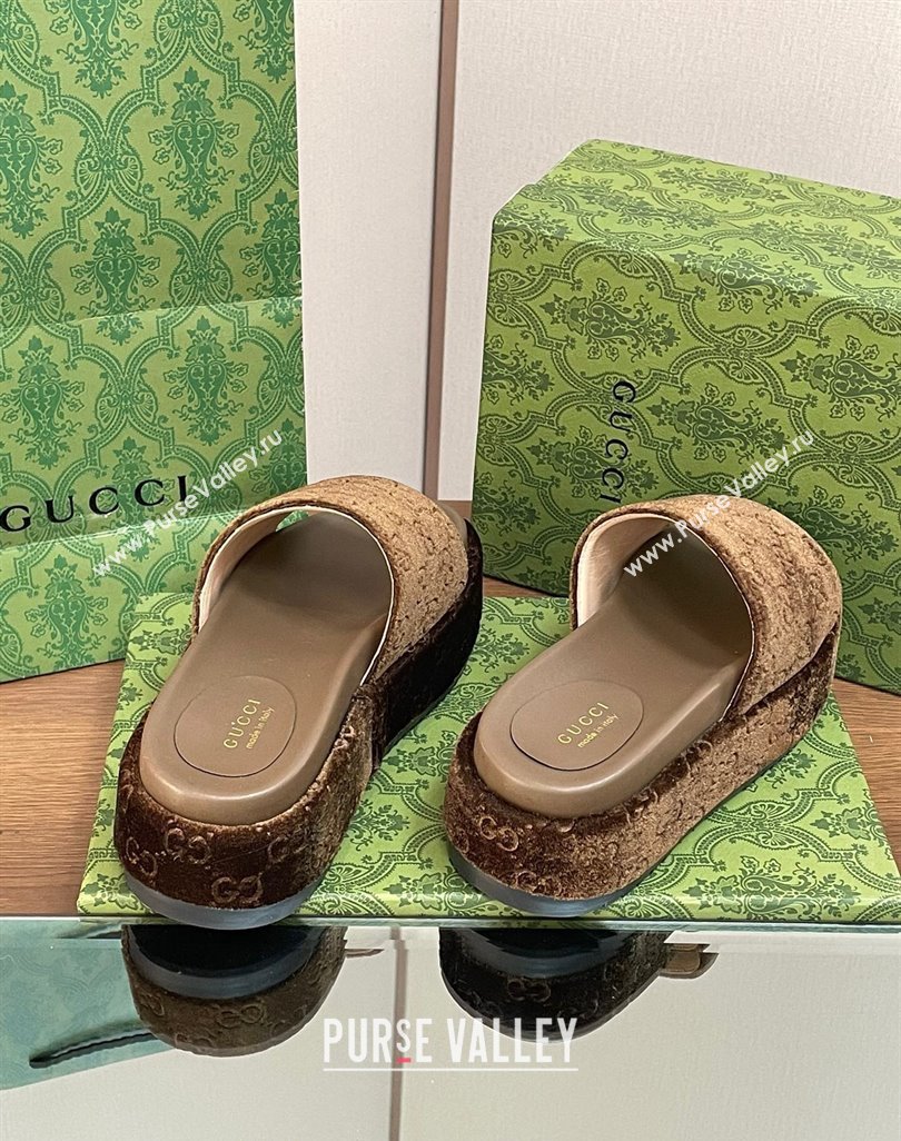 Gucci Platform Slide Sandals 5cm in GG Velvet Brown 2024 0427 (MD-240427008)