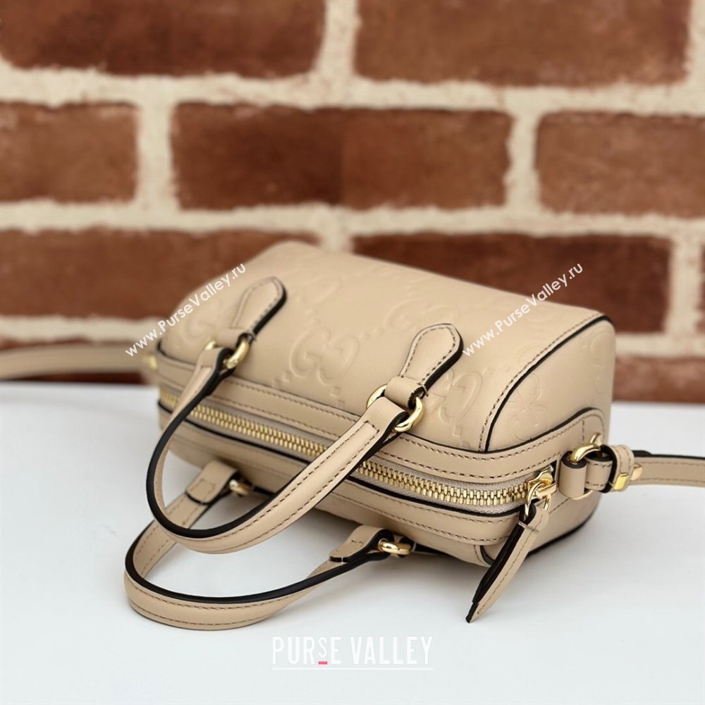 Gucci GG Leather Super Mini Top Handle bag Beige 2024 ‎790130 (DLH-240521099)