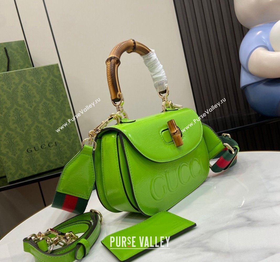 Gucci Bamboo 1947 Patent Leather Small bag with Embossed GUCCI Logo Green 2024 675797 (XLU-240625026)