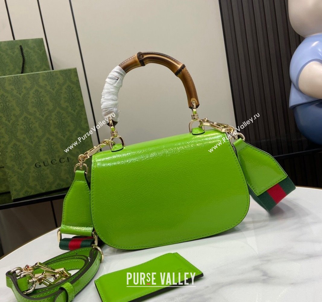 Gucci Bamboo 1947 Patent Leather Small bag with Embossed GUCCI Logo Green 2024 675797 (XLU-240625026)