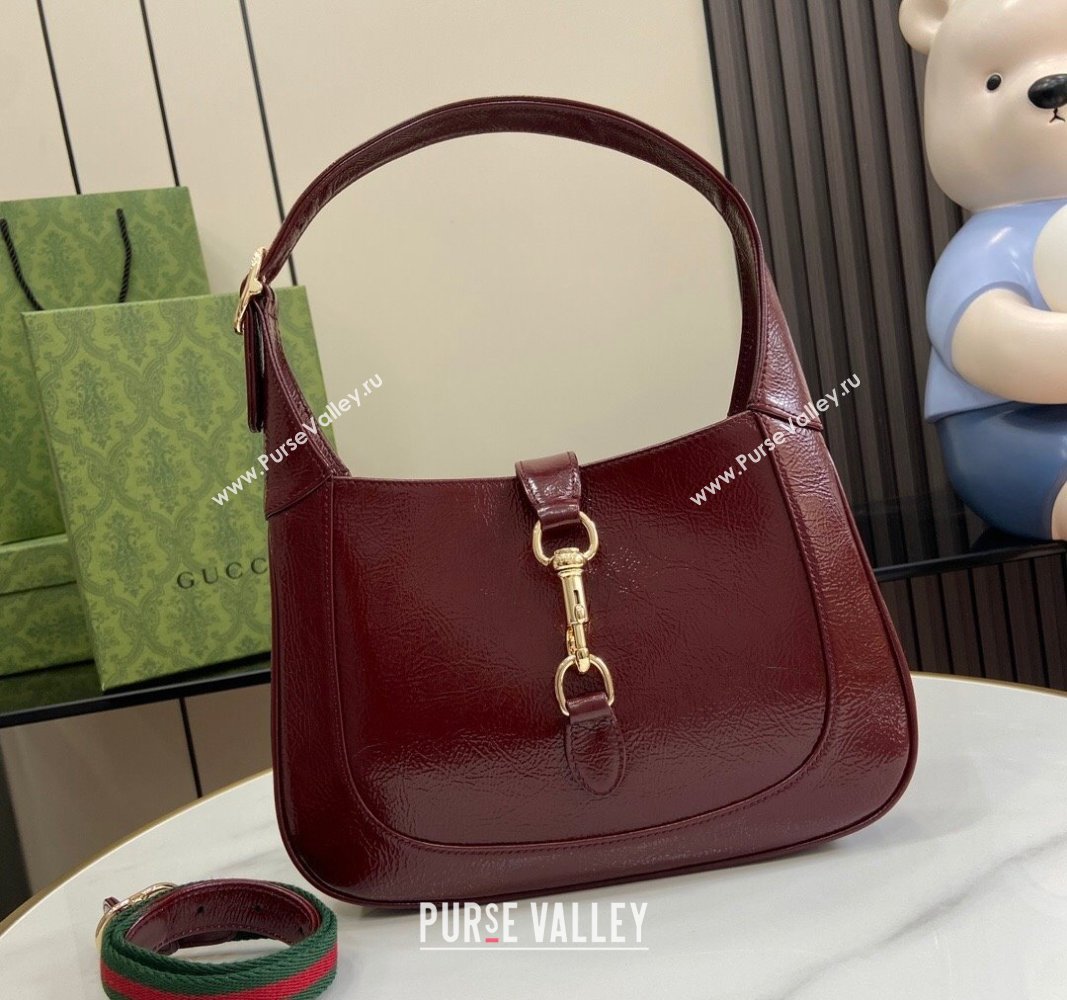 Gucci Jackie Small Shoulder Bag in Crinkled Patent Leather 782849 Burgundy 2024 (XLU-240625044)