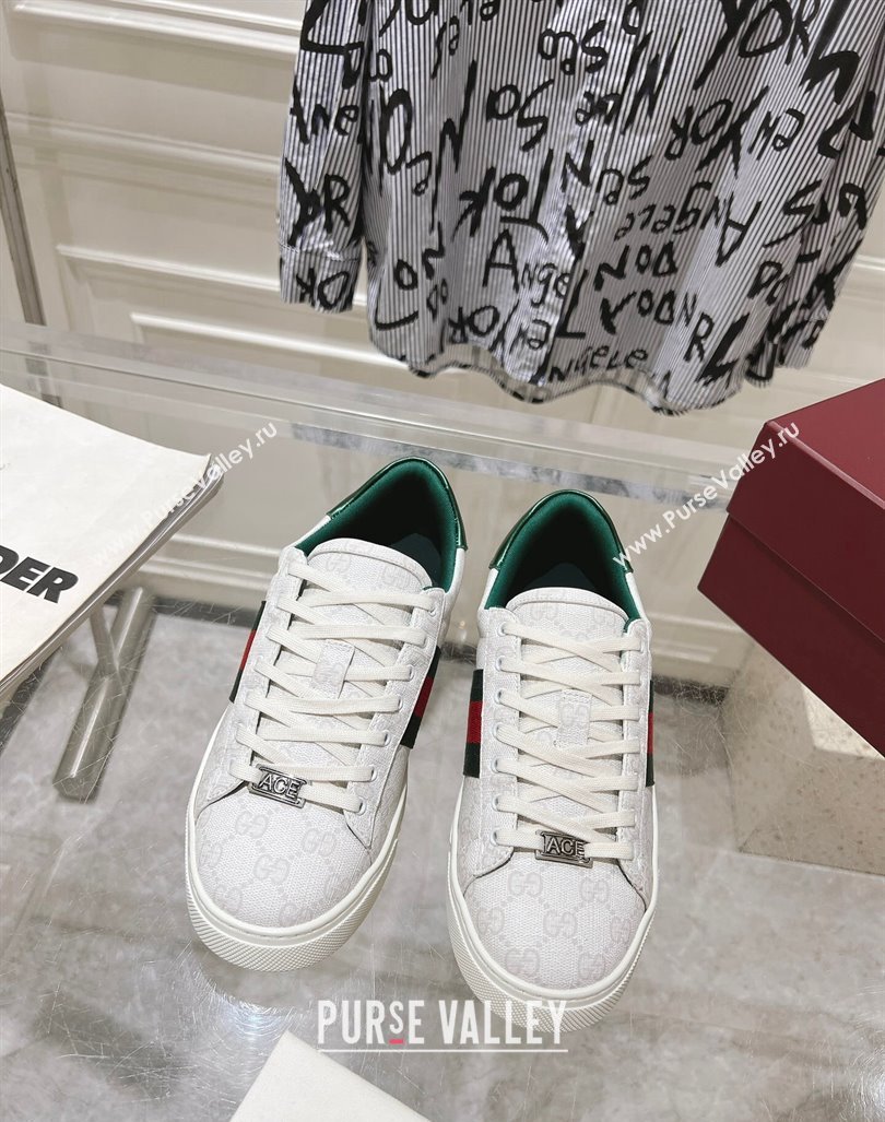 Gucci Ace Sneakers with Web in GG Canvas White2 2024 0814 (SS-240814105)