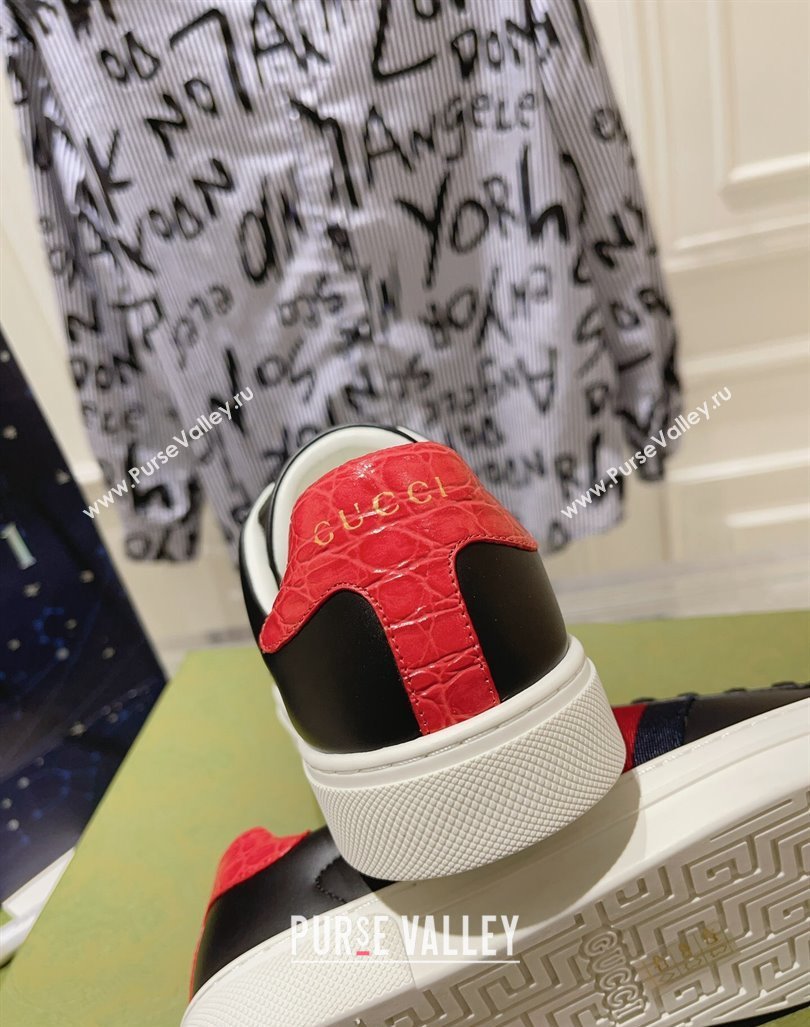 Gucci Ace Sneakers with Web in Calf Leather Black 2024 0814 (SS-240814109)