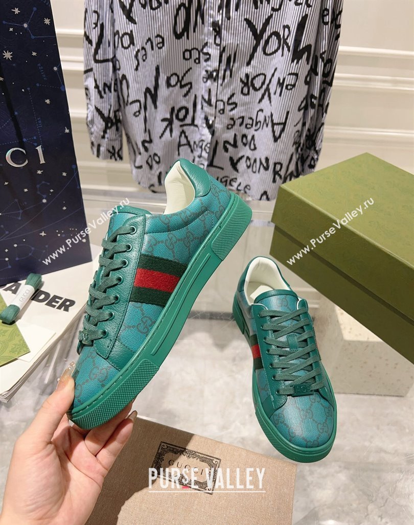 Gucci Ace Sneakers with Web in GG Canvas Green 2024 0814 (SS-240814113)