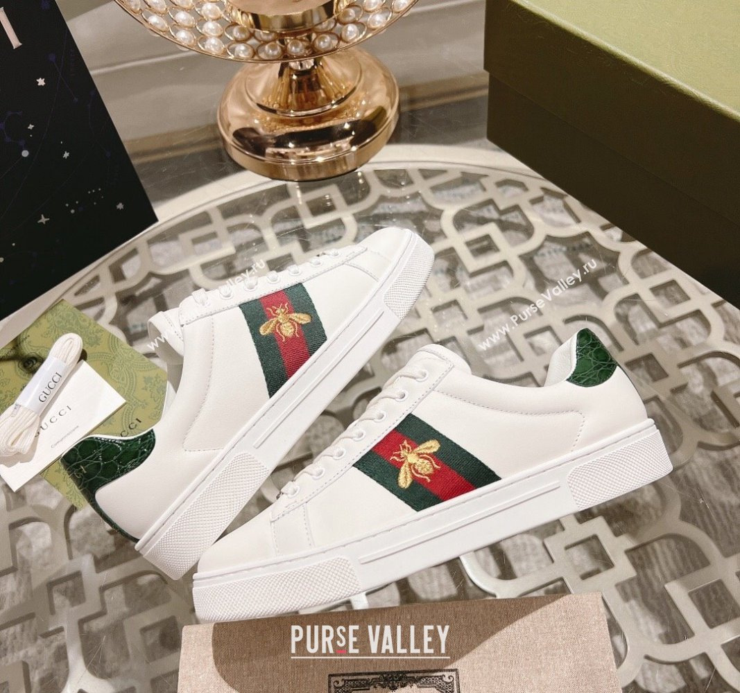 Gucci Ace Sneakers with Web and Bee in White Leather 2024 0814 (SS-240814116)