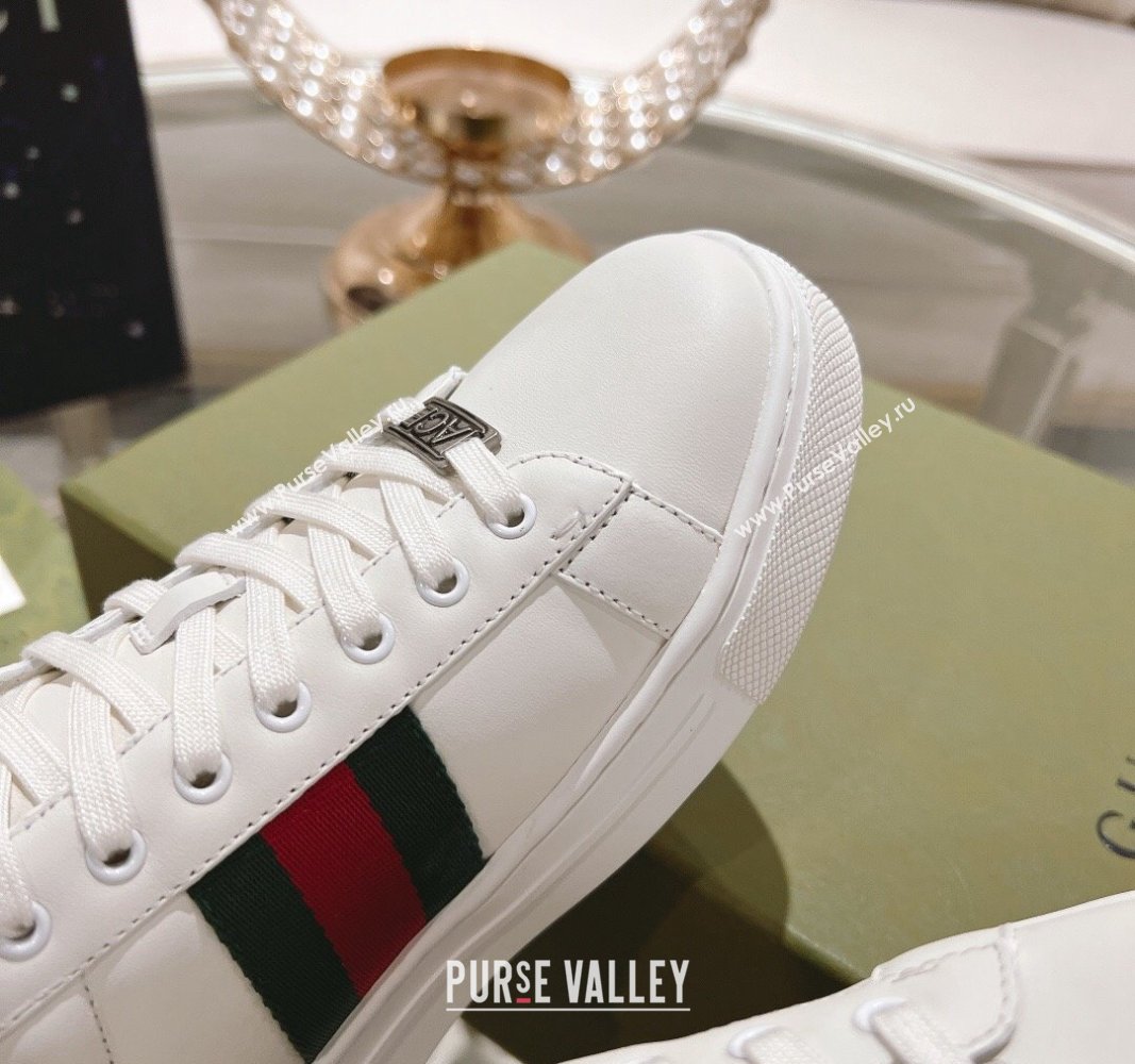 Gucci Ace Sneakers with Web and Bee in White Leather 2024 0814 (SS-240814116)