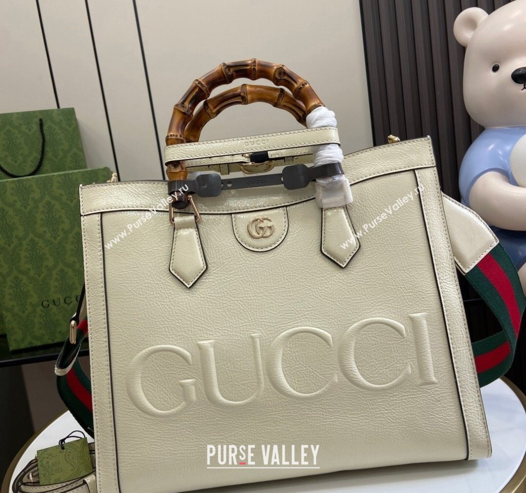 Gucci Diana Medium Tote Bag 678842 in Patent Leather with Gucci Logo White 2024 (XLU-240924045)