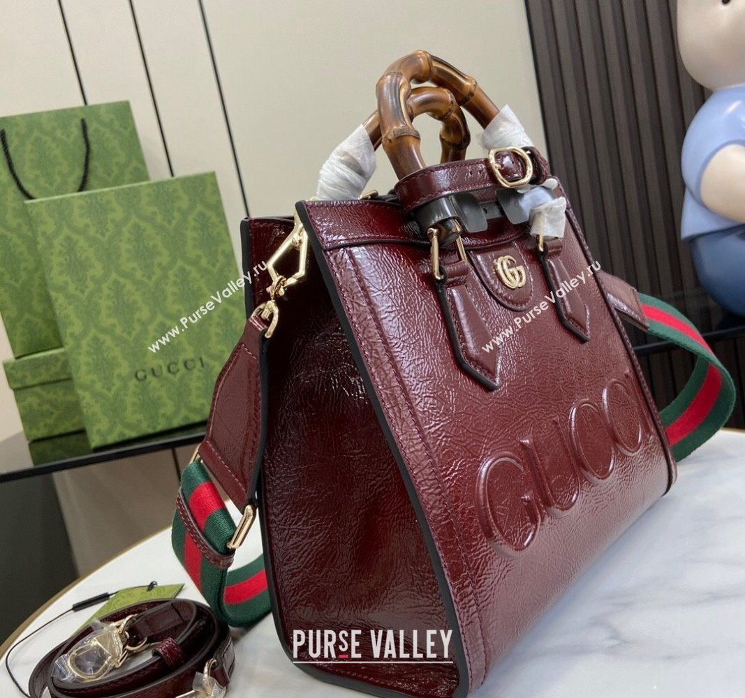 Gucci Diana Small Tote Bag with GUCCI Logo in Patent Leather Dark Burgundy 2024 702721 (XLU-240924048)