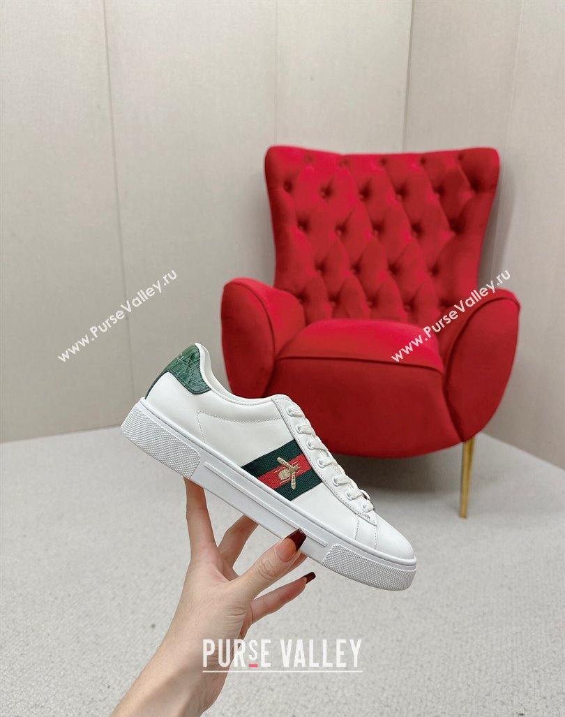 Gucci Ace Leather Sneakers with Bee Web White/Green 2024 GG101408 (MD-241014075)