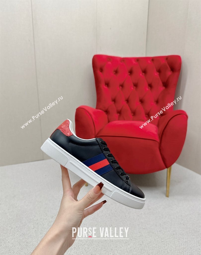 Gucci Ace Leather Sneakers with Web Black/Red 2024 GG101408 (MD-241014077)