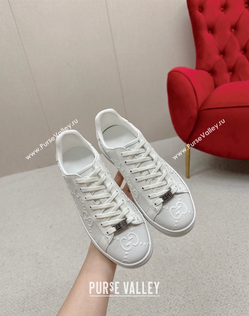 Gucci Ace Sneakers in Perforated Leather with Interlocking G White 2024 GG101408 (MD-241014086)