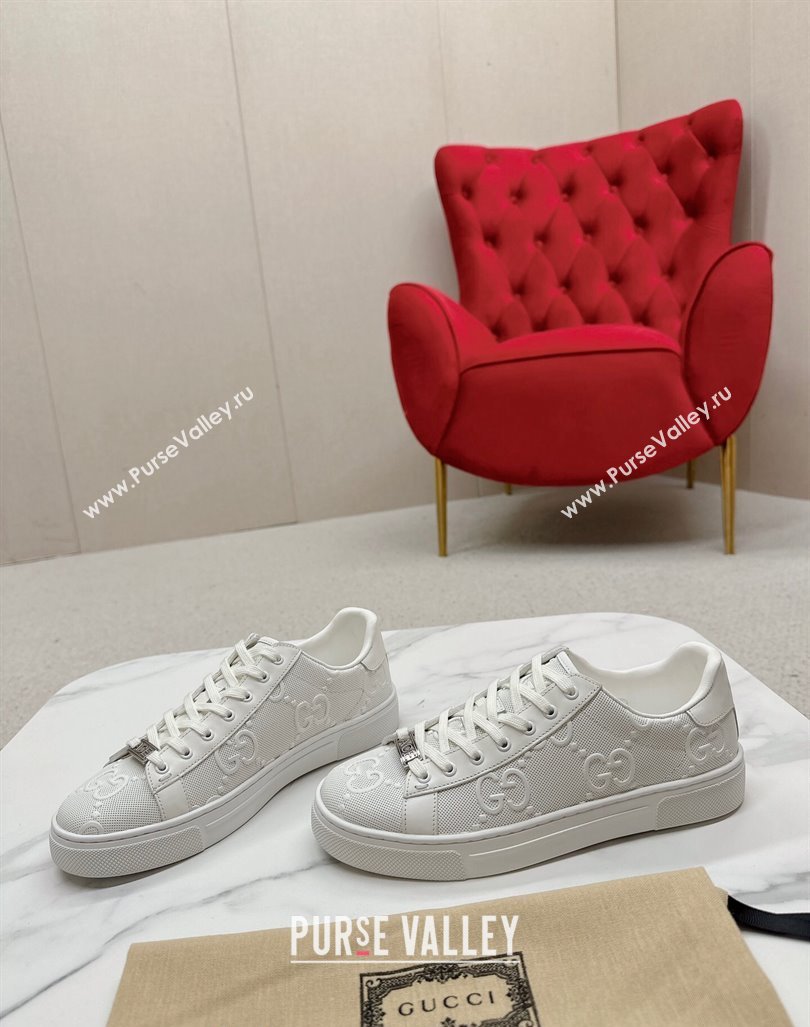 Gucci Ace Sneakers in Perforated Leather with Interlocking G White 2024 GG101408 (MD-241014086)