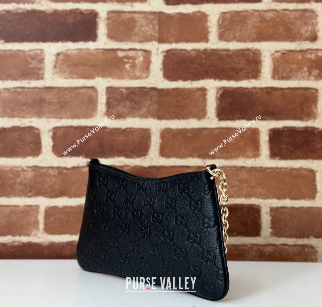 Gucci GG Grainy Leather Emblem Medium Shoulder bag Black 2025 815277 (DLH-250117063)