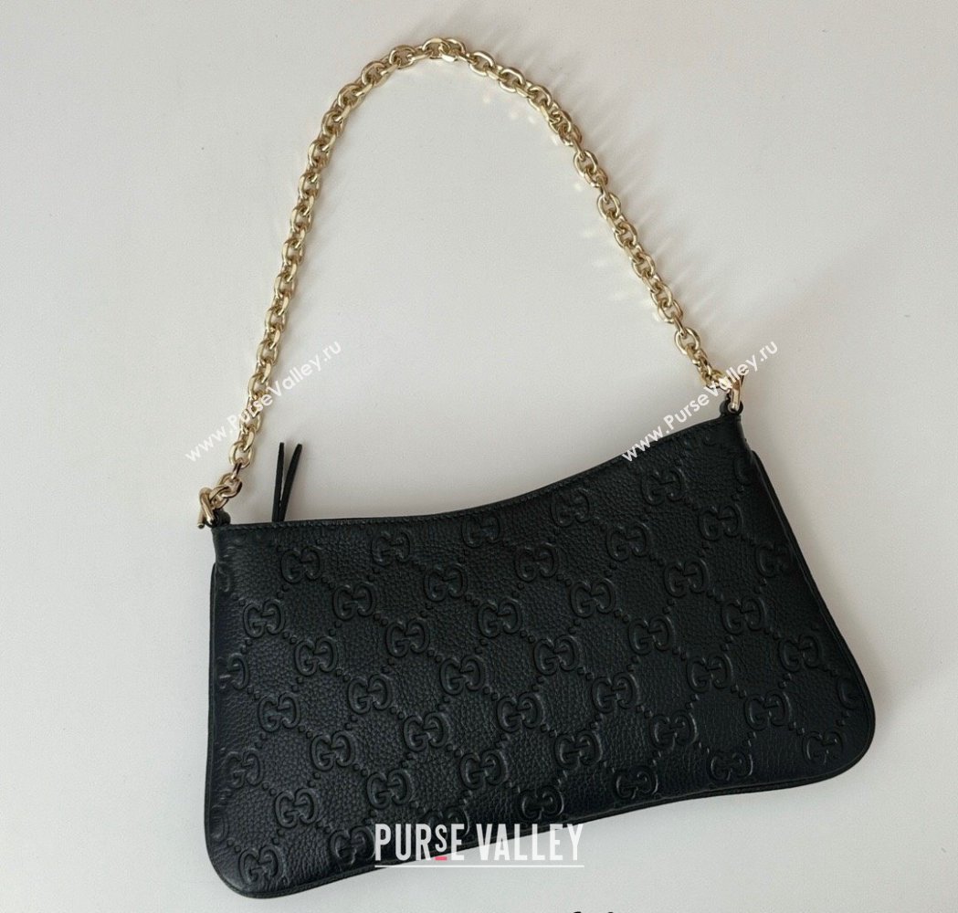 Gucci GG Grainy Leather Emblem Medium Shoulder bag Black 2025 815277 (DLH-250117063)