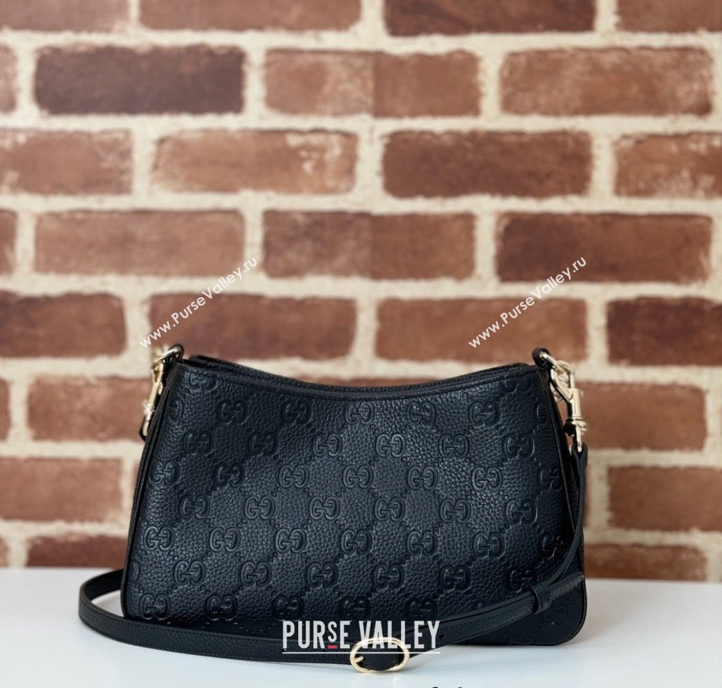 Gucci GG Grainy Leather Emblem Small Shoulder bag Black 2025 815263 (DLH-250117066)