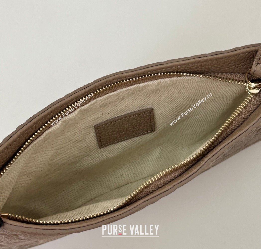 Gucci GG Grainy Leather Emblem Super Mini bag Grey 2025 815278 (DLH-250117059)