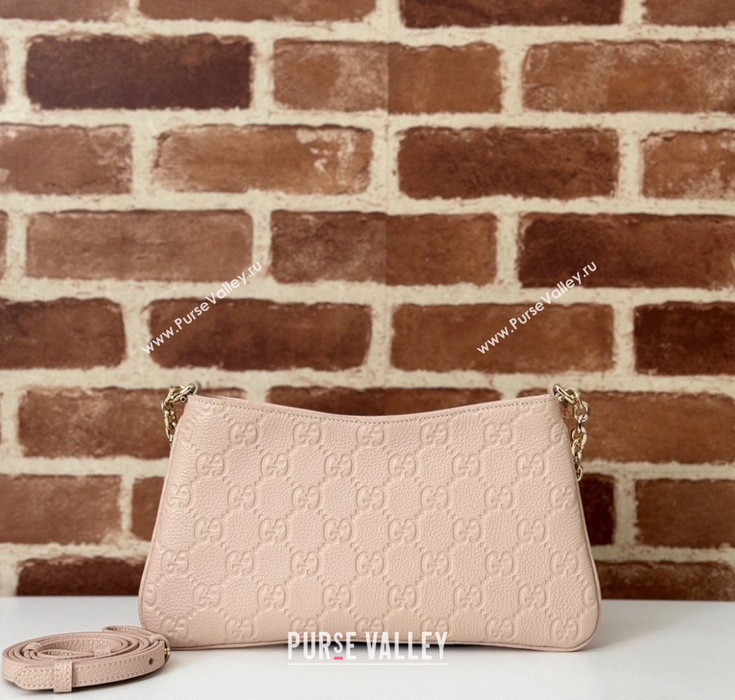 Gucci GG Grainy Leather Emblem Medium Shoulder bag Pink 2025 815277 (DLH-250117064)