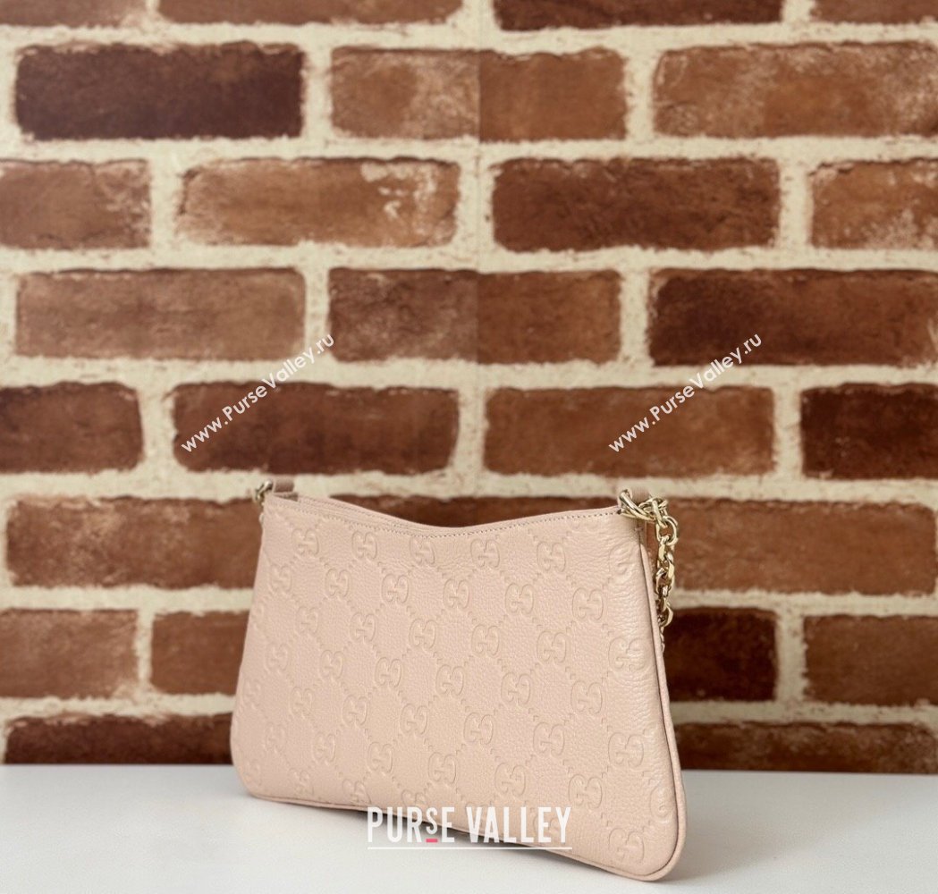 Gucci GG Grainy Leather Emblem Medium Shoulder bag Pink 2025 815277 (DLH-250117064)